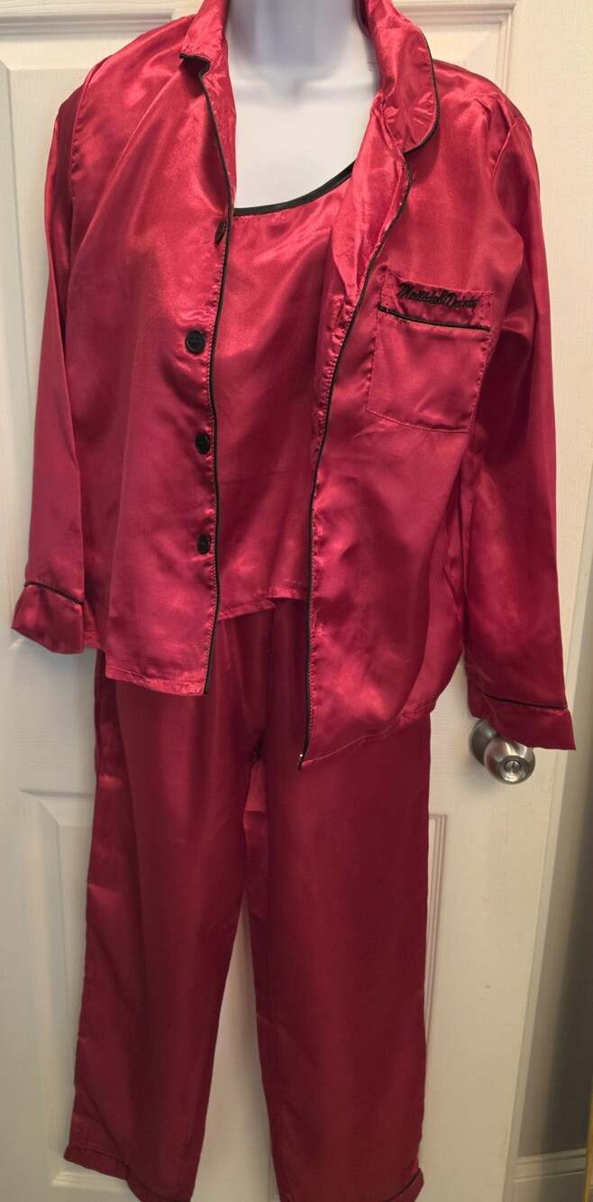 Womens Red Satin 4 Pc PJ Set Button Down Pants, Shorts, Tank, Over Shirt Sz 32